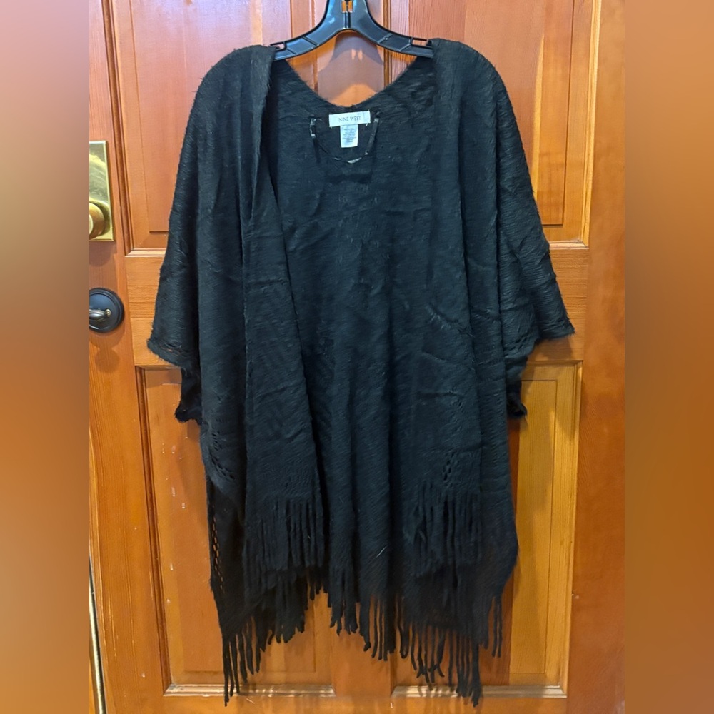 Nine West One Size Raschel Fringe Hem Knit Ruana